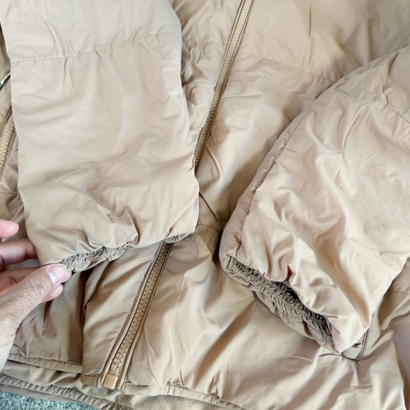 Vuori Women’s Canyon Insulated Jacket Full Zip Primaloft High Neck in Rose M - Picture 9 of 15